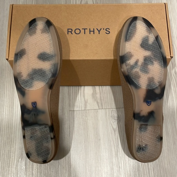Rothy’s flats - Picture 2 of 4